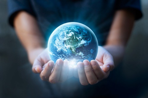 Zurich: The world seems to be “sleep-walking into environmental catastrophe”