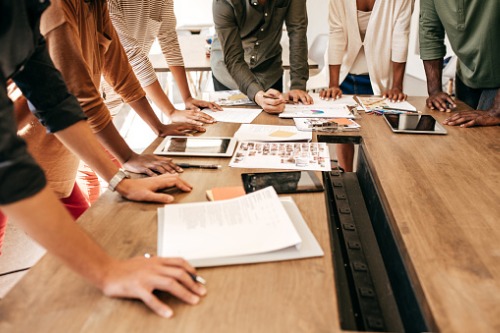 How traditional insurance companies can stay ahead as the technology pendulum swings